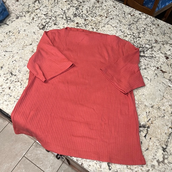 Red Ribbed Top - Picture 2 of 3